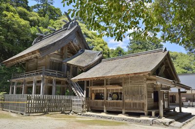 ⛩️ 신들의 영혼 신사 (카모스 진자)